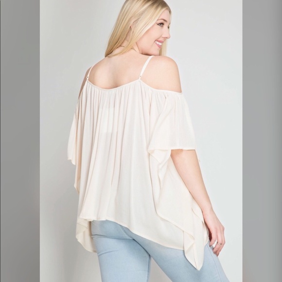 PLUS--3/4 Sleeve Cold Shoulder Top with Tassel Tie - Picture 2 of 3